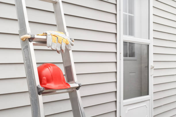 Best Construction Debris Removal  in Marengo, IA